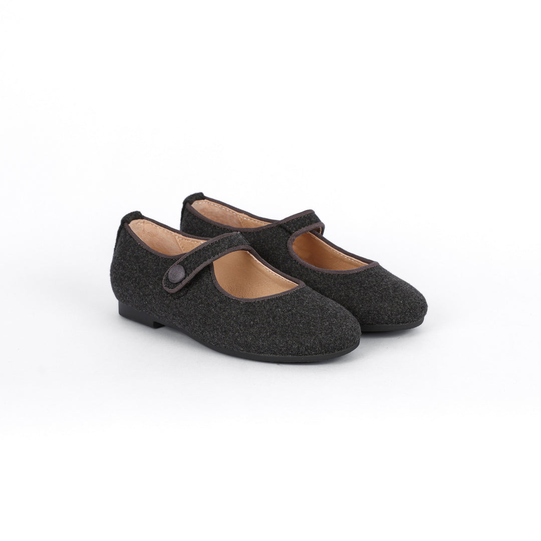 shoes round front mary jane
