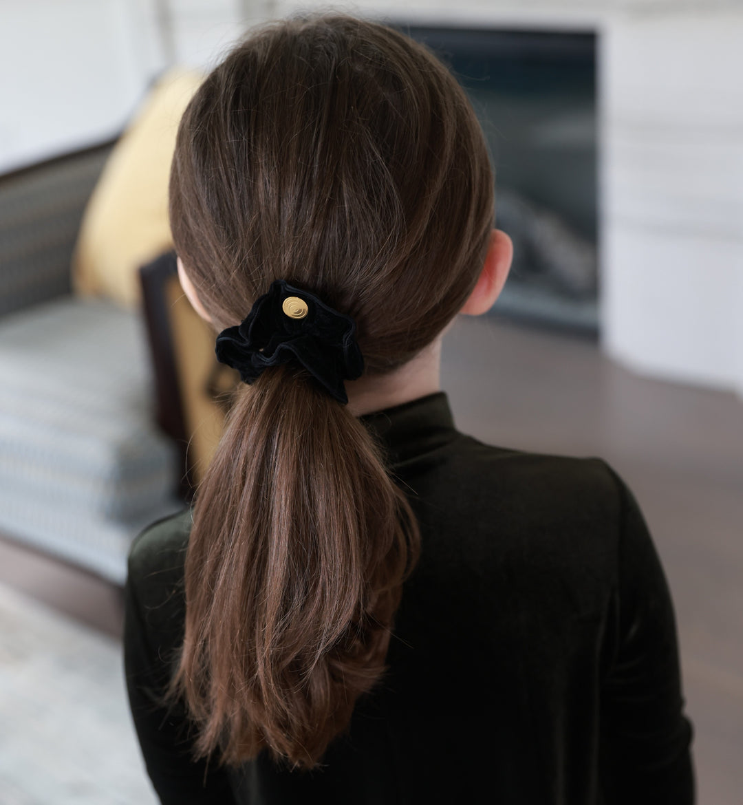 pony velvet scrunchy