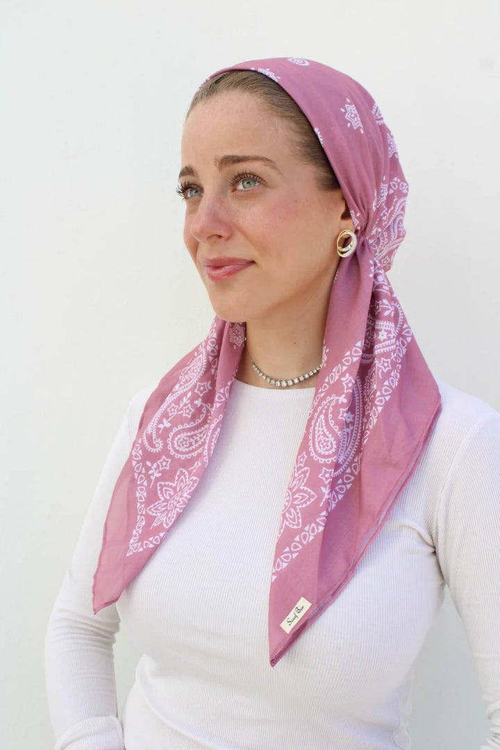 headscarf short pretied paisley