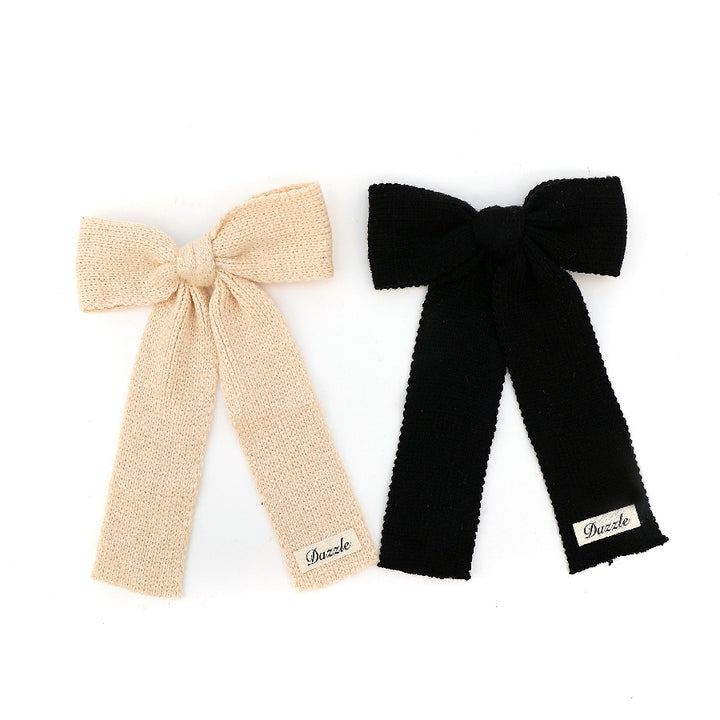 clip yarn knit bow