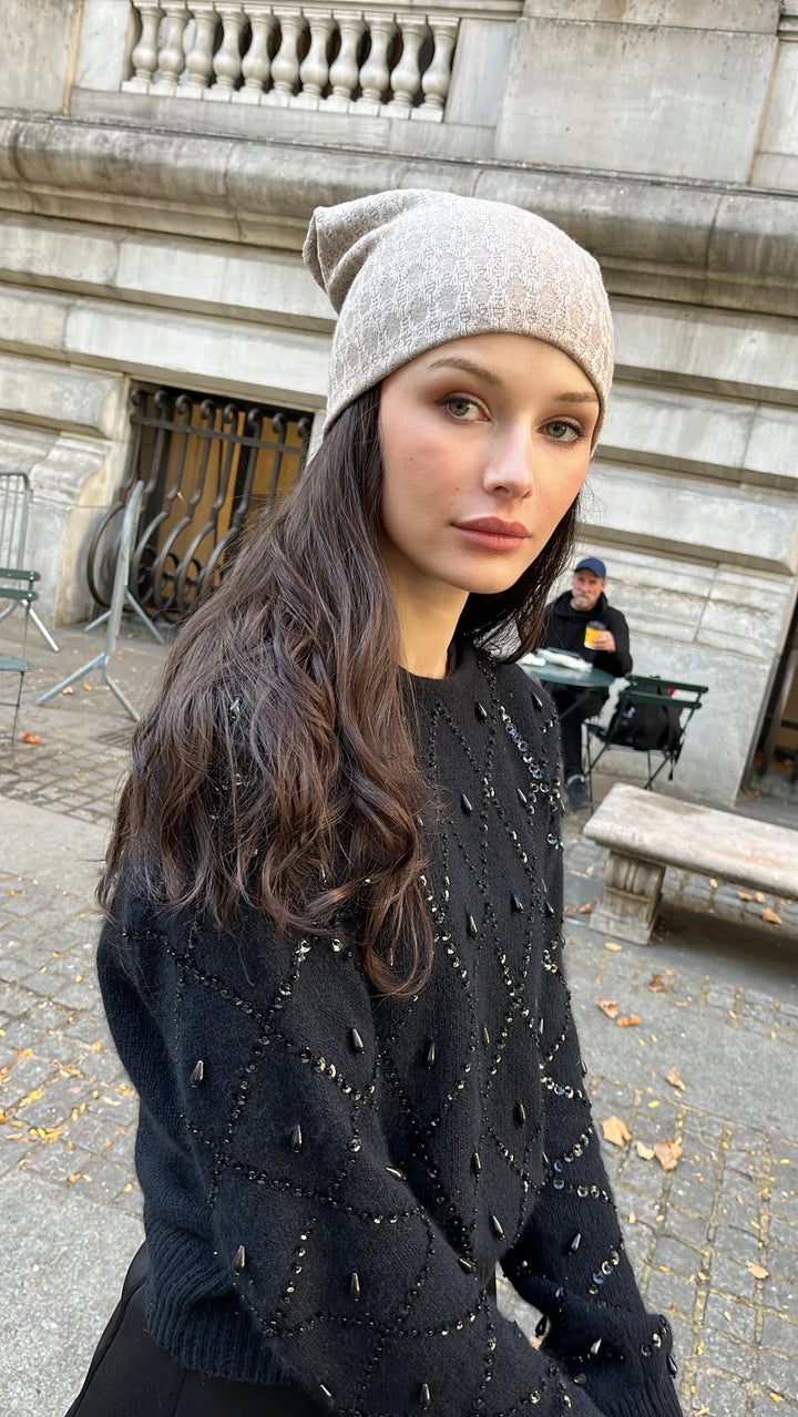 beanie cashmere lace print