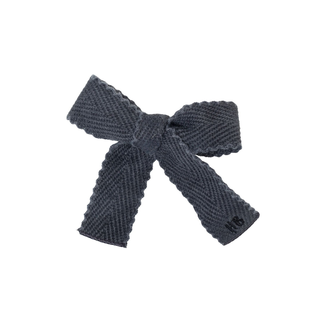 clip woolen bow
