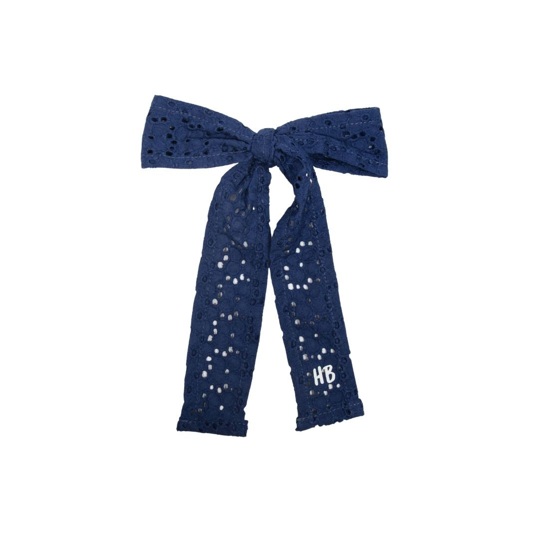 clip heavy eyelet bow