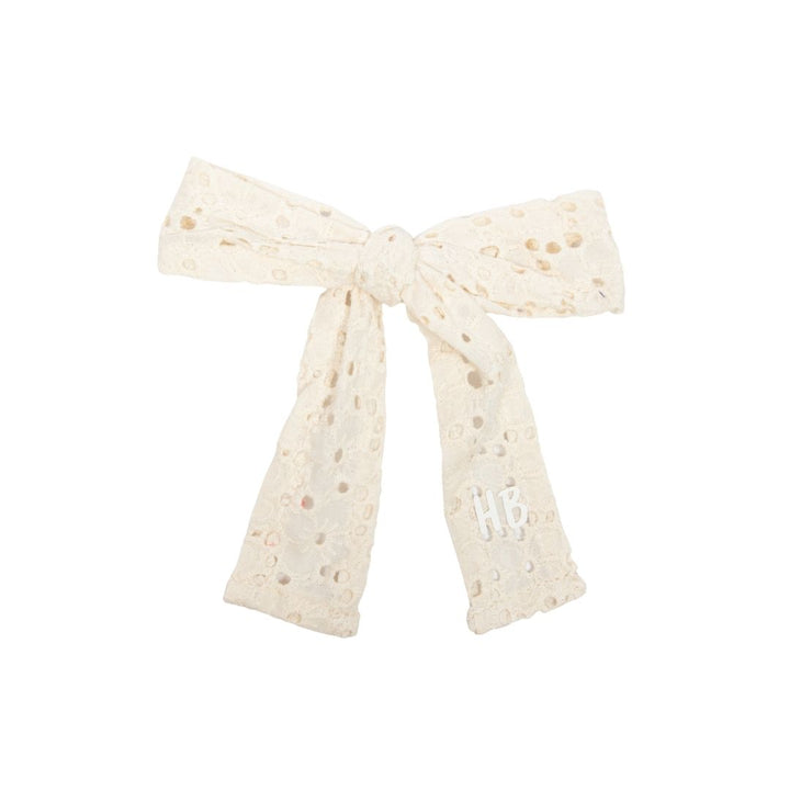 clip heavy eyelet bow