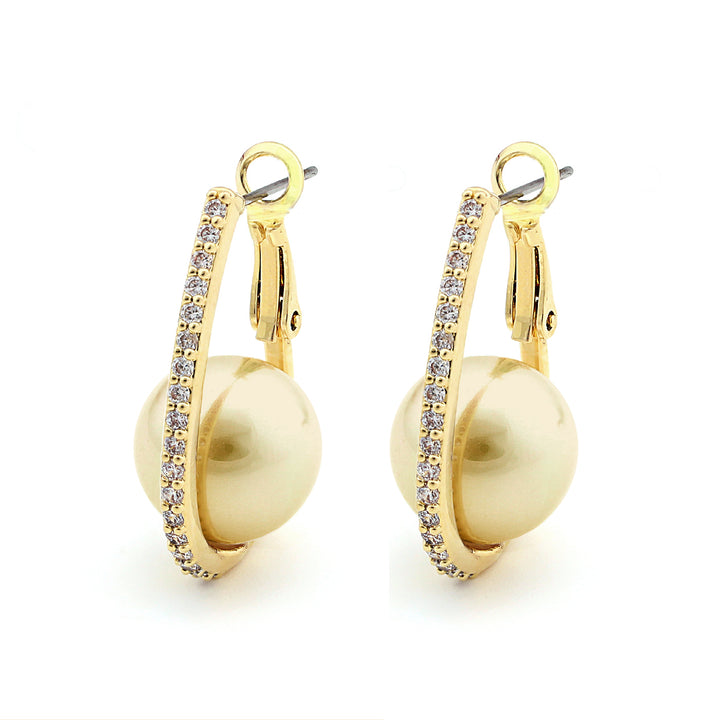 earring single cz band on pearl huggie