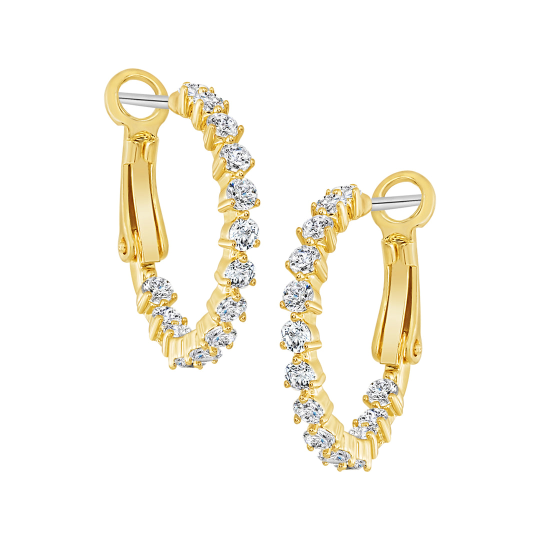 earring huggie three prong stone