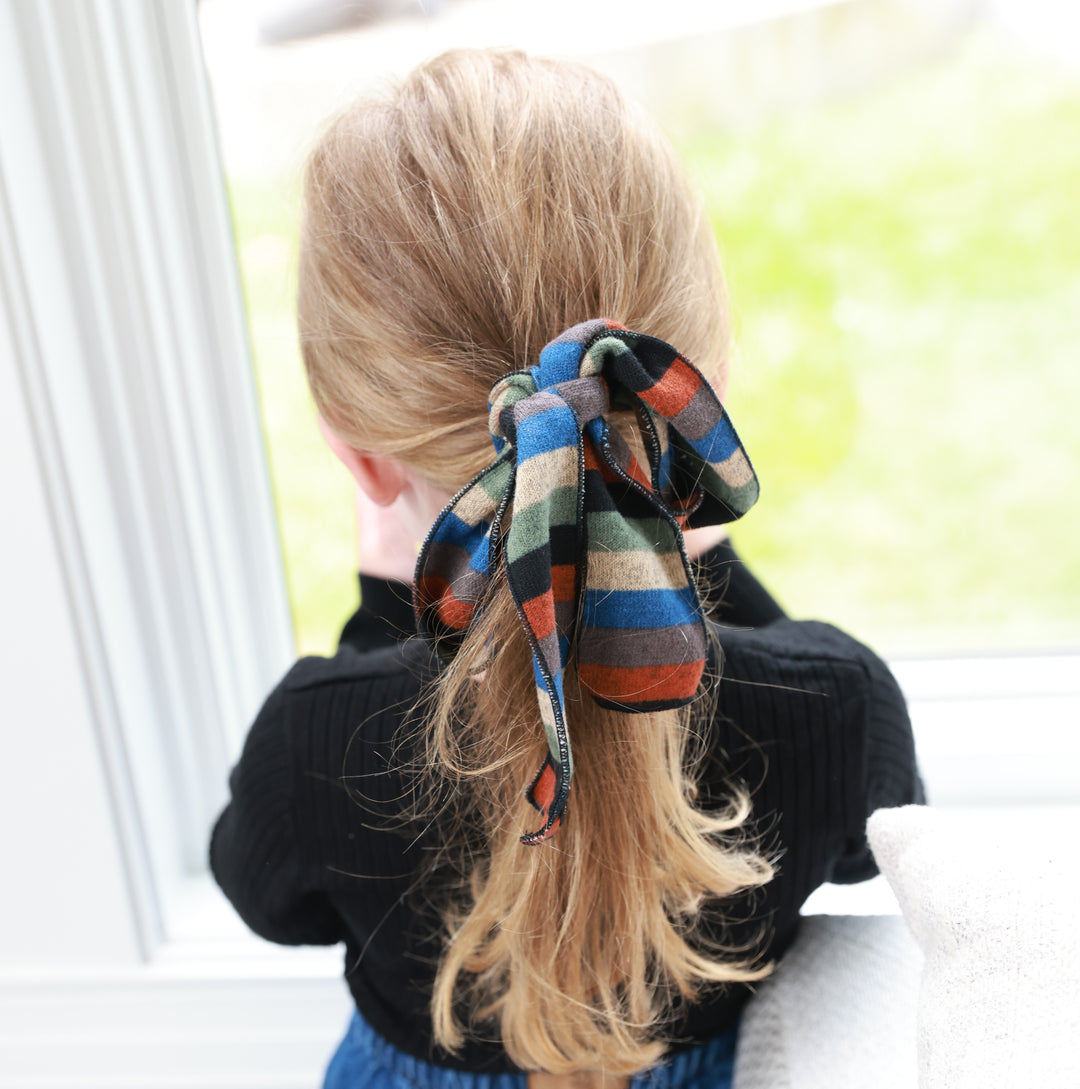 hair tie striped