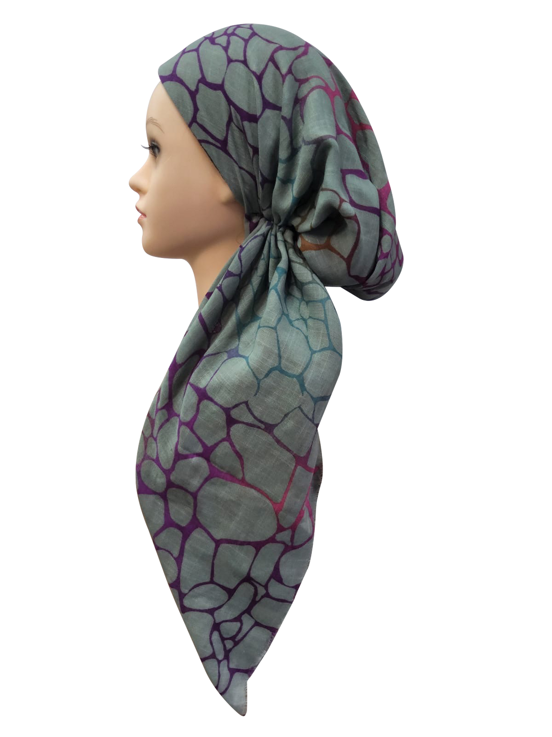 headscarf closed pebbles