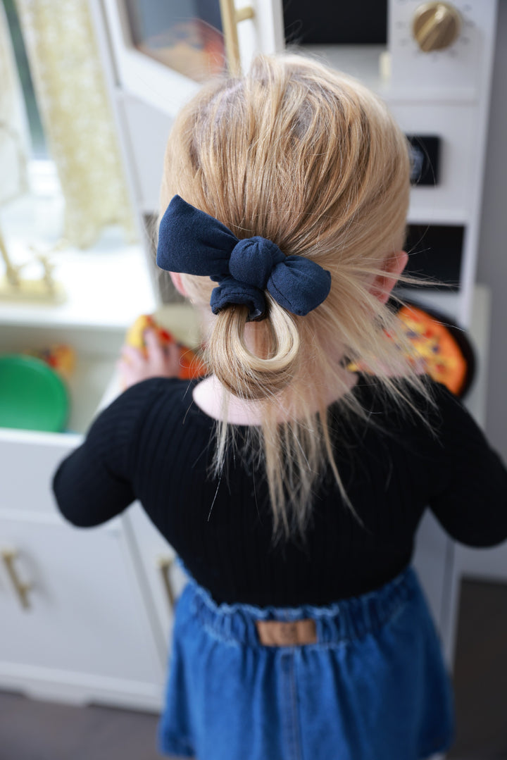 pony scrunchie suede heart bow
