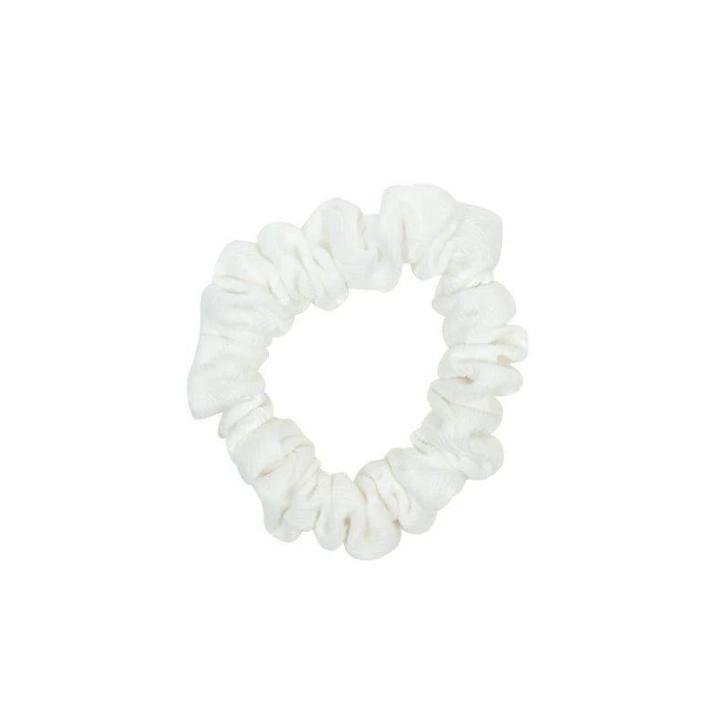 pony scrunchie logo stretch