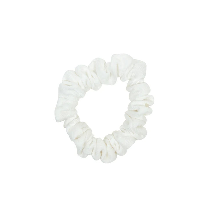 pony scrunchie logo stretch
