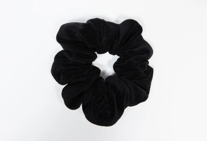 pony signature velvet scrunchy