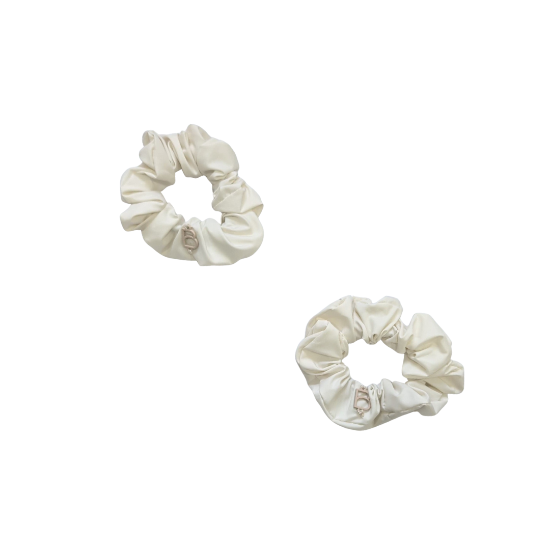 pony scrunchie taffeta set