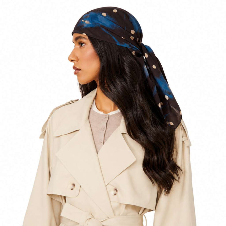 headscarf open blue velvet