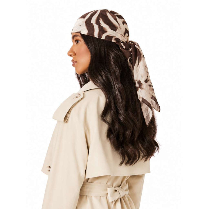 headscarf closed growing wild