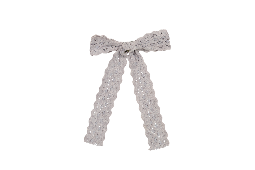 clip mohair eyelet bow