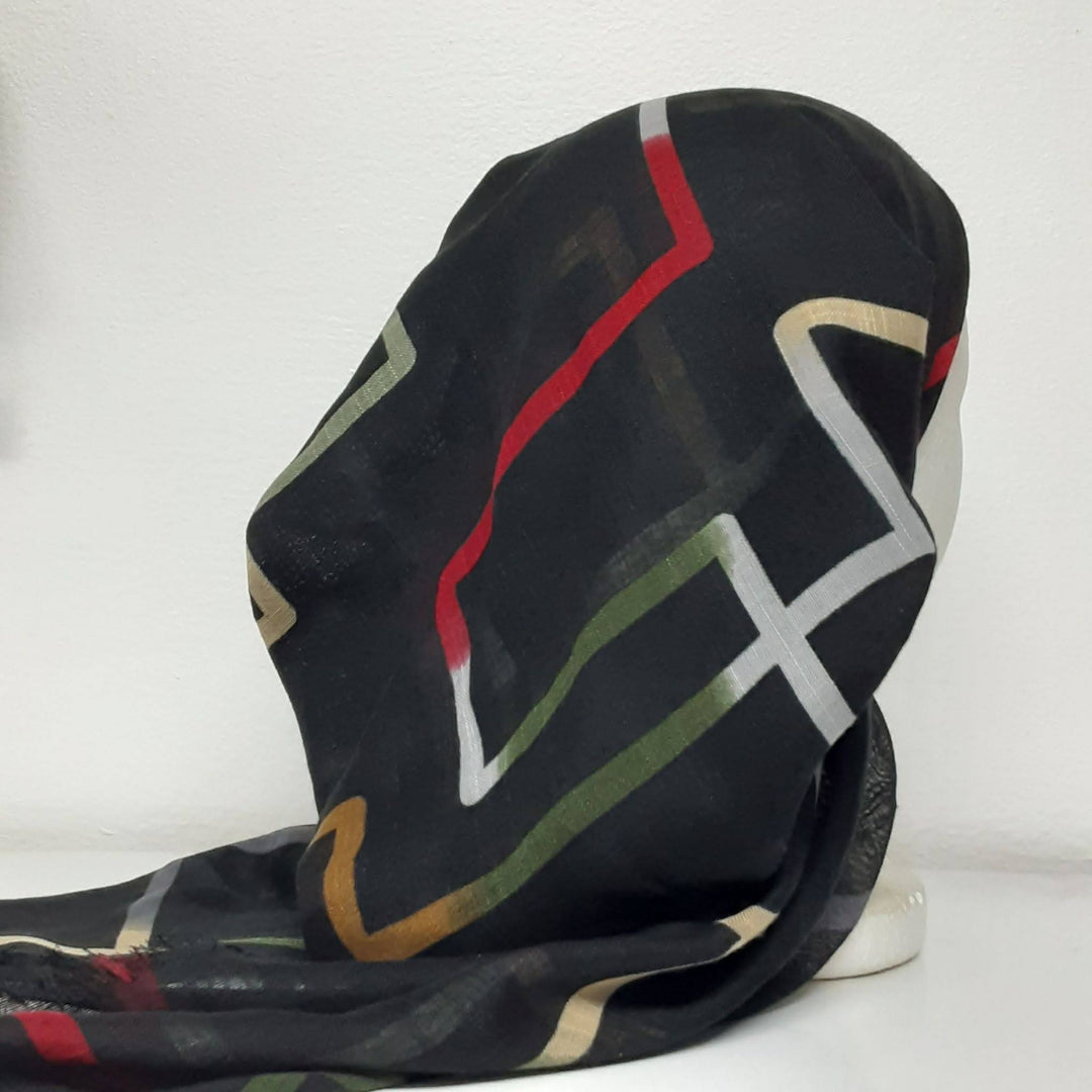 headscarf closed bold maze